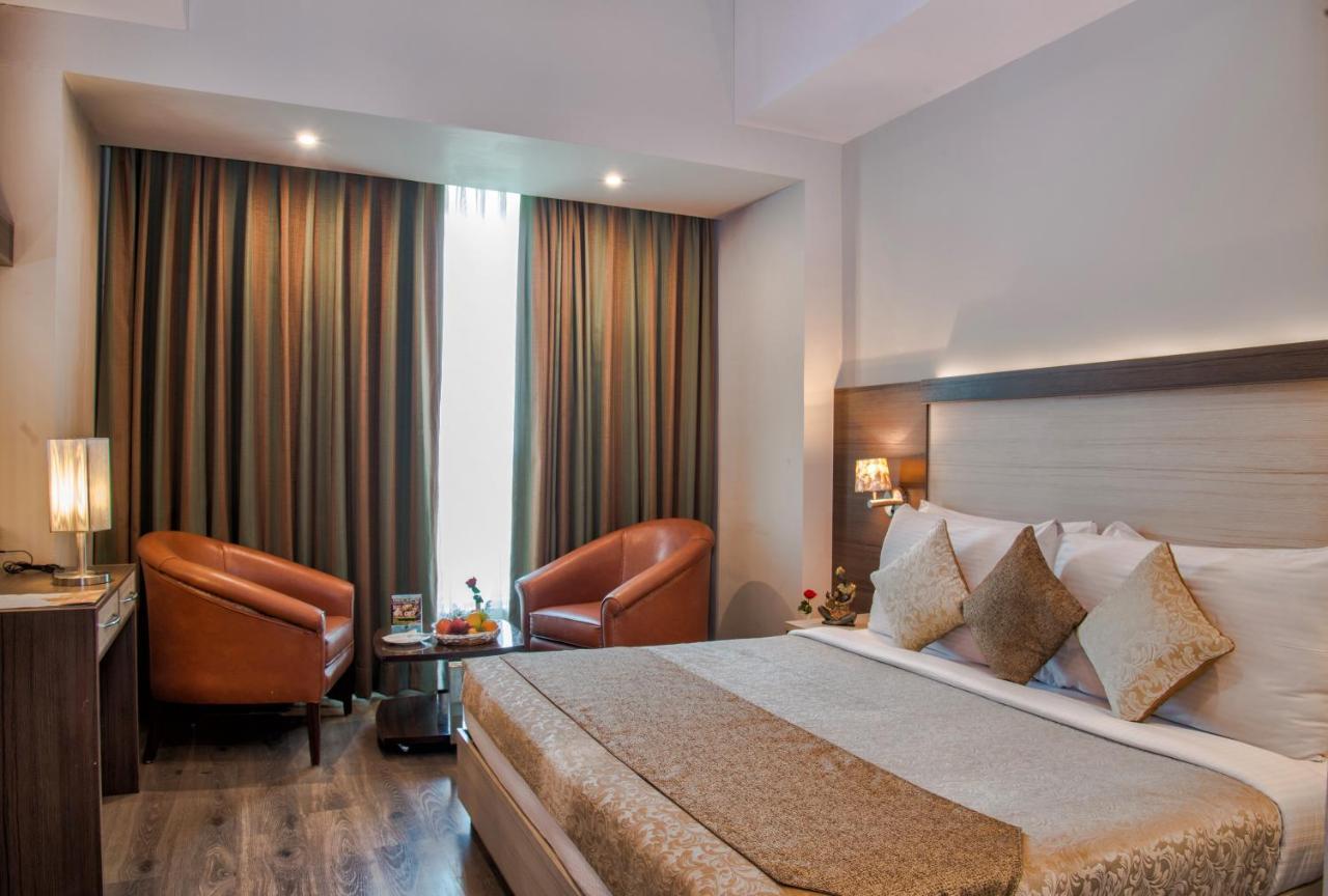Hide Away Suites Noida Luaran gambar