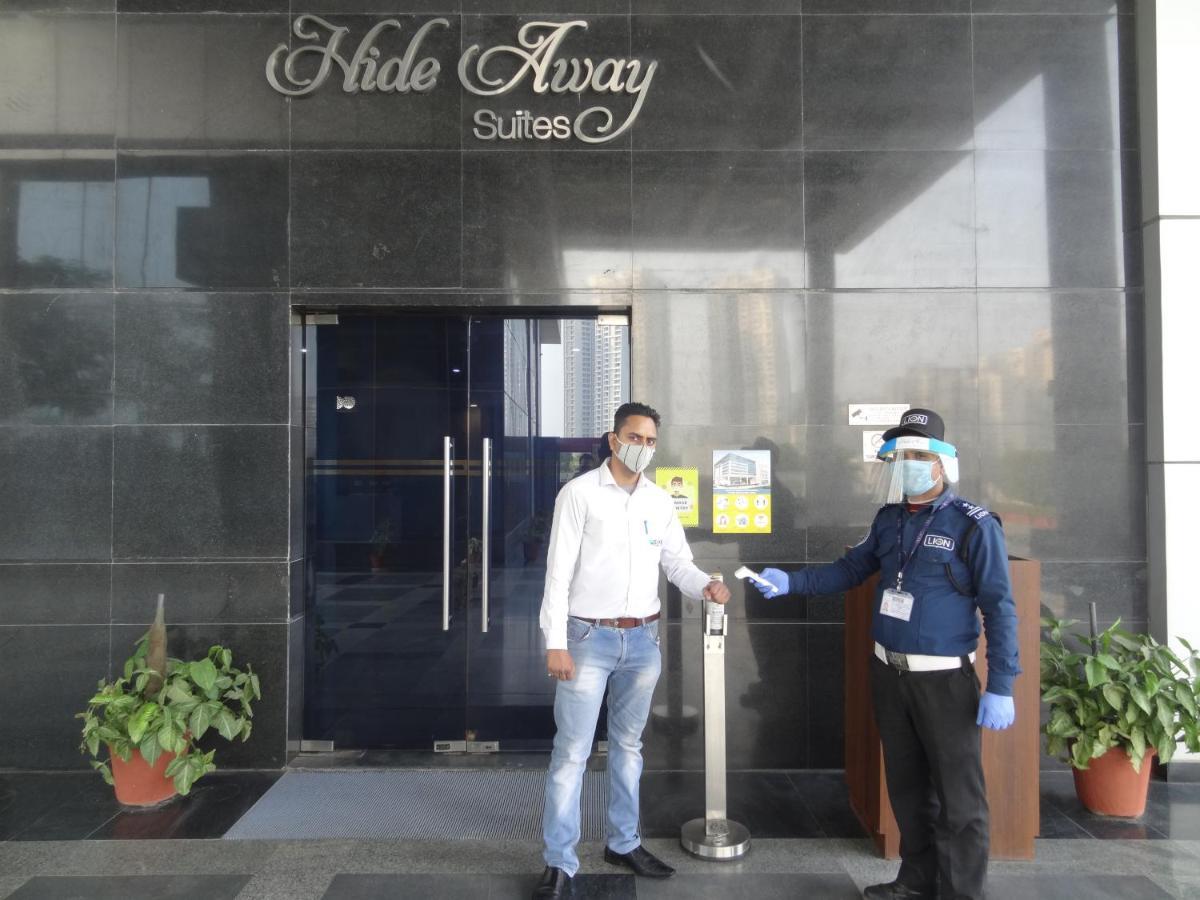 Hide Away Suites Noida Luaran gambar