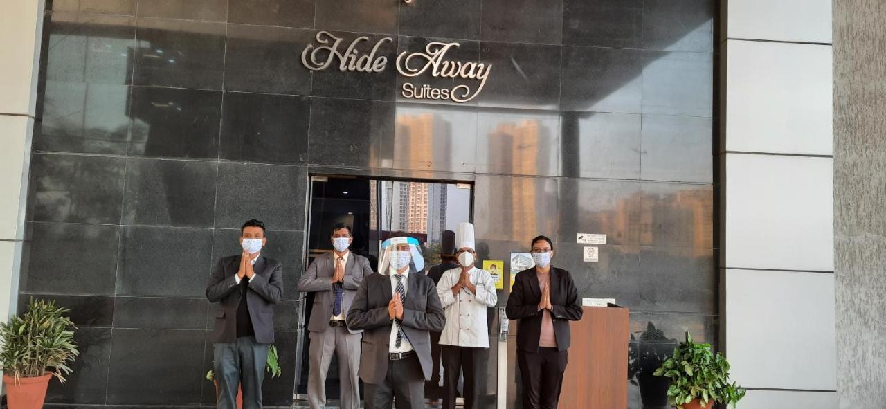 Hide Away Suites Noida Luaran gambar